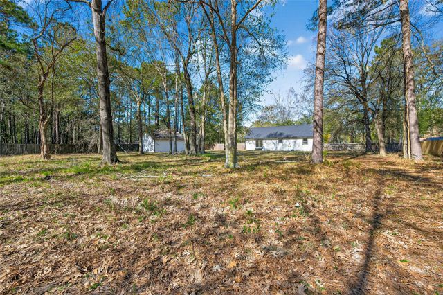 170 Walter Drive, Cleveland, TX 77328