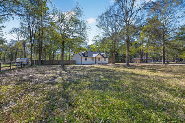 170 Walter Drive, Cleveland, TX 77328