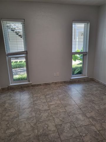 4317 Hartford Street 109, Dallas, TX 75219