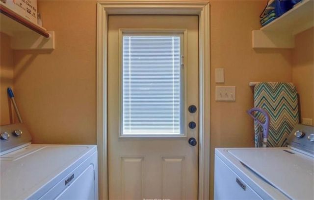 122 Kimber Lane, College Station, TX 77845