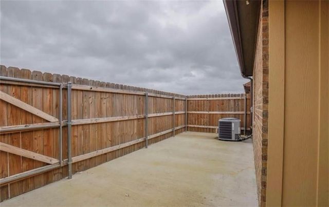 122 Kimber Lane, College Station, TX 77845