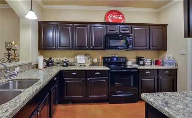 122 Kimber Lane, College Station, TX 77845