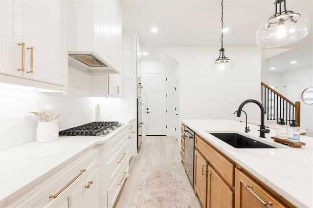 15449 Hatterly Lane, Edmond, OK 73013