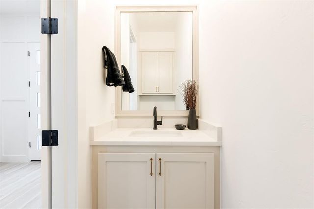 15449 Hatterly Lane, Edmond, OK 73013