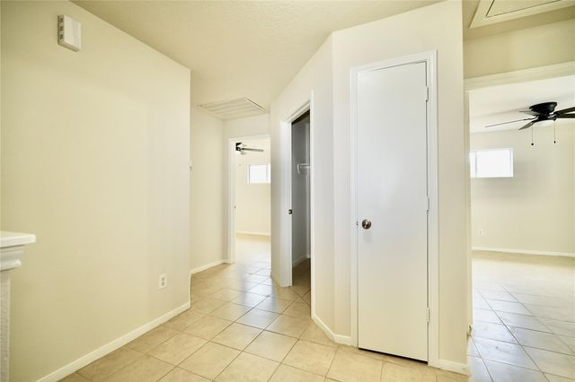 2838 Packard Elm St, Houston, TX 77038