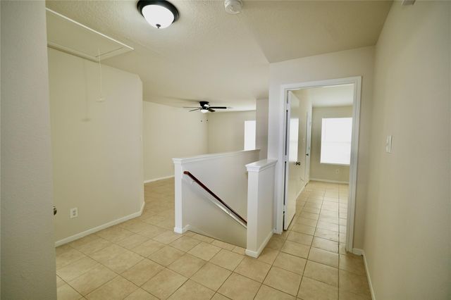 2838 Packard Elm St, Houston, TX 77038