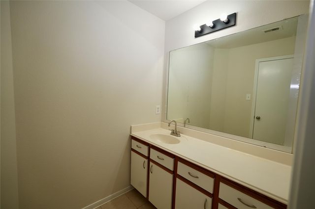 2838 Packard Elm St, Houston, TX 77038