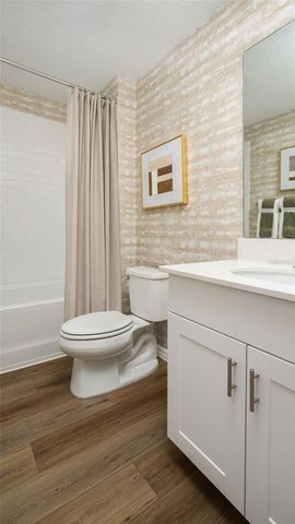 9206 SHADOW VALLEY LANE, Zephyrhills, FL 33541