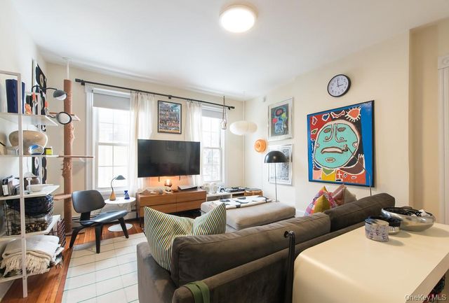 63 Thompson Street, Poughkeepsie, NY 12601