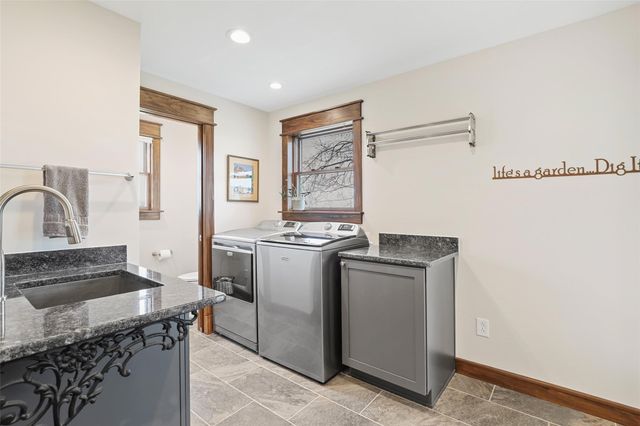 2196 Bledsoe Road, Gunter, TX 75058
