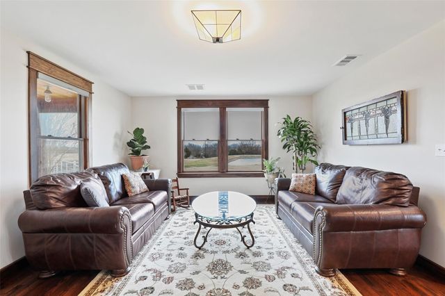 2196 Bledsoe Road, Gunter, TX 75058