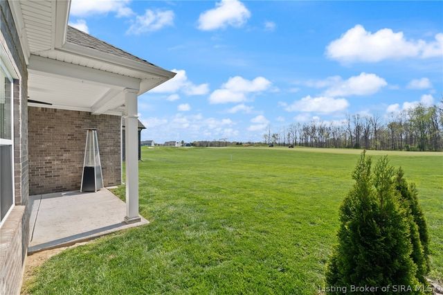 2037 Prestwick Place, Henryville, IN 47126