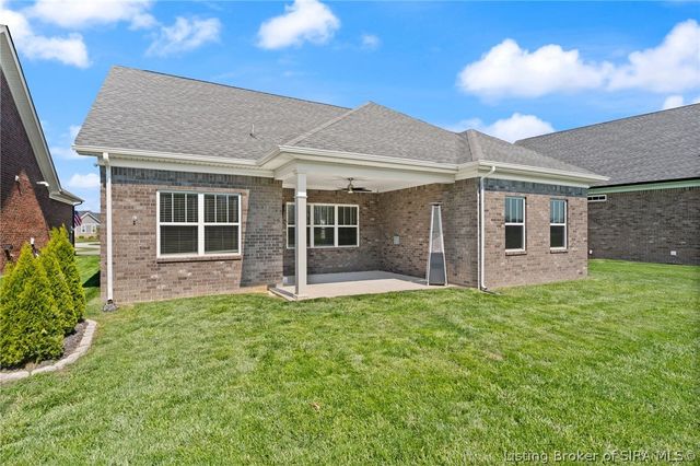 2037 Prestwick Place, Henryville, IN 47126