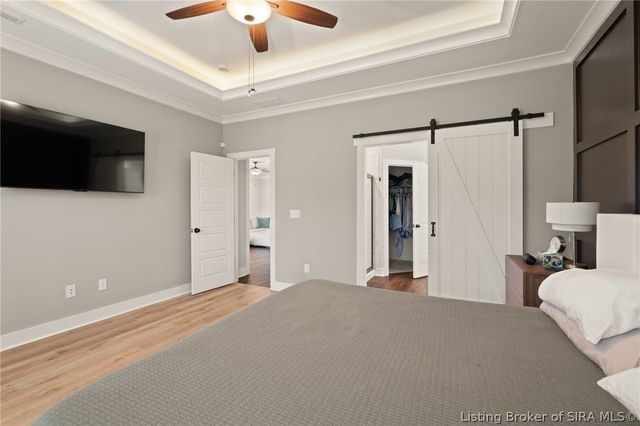 2037 Prestwick Place, Henryville, IN 47126