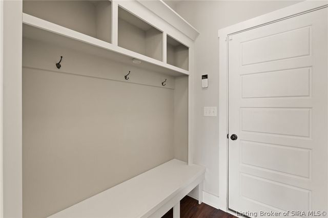 2037 Prestwick Place, Henryville, IN 47126