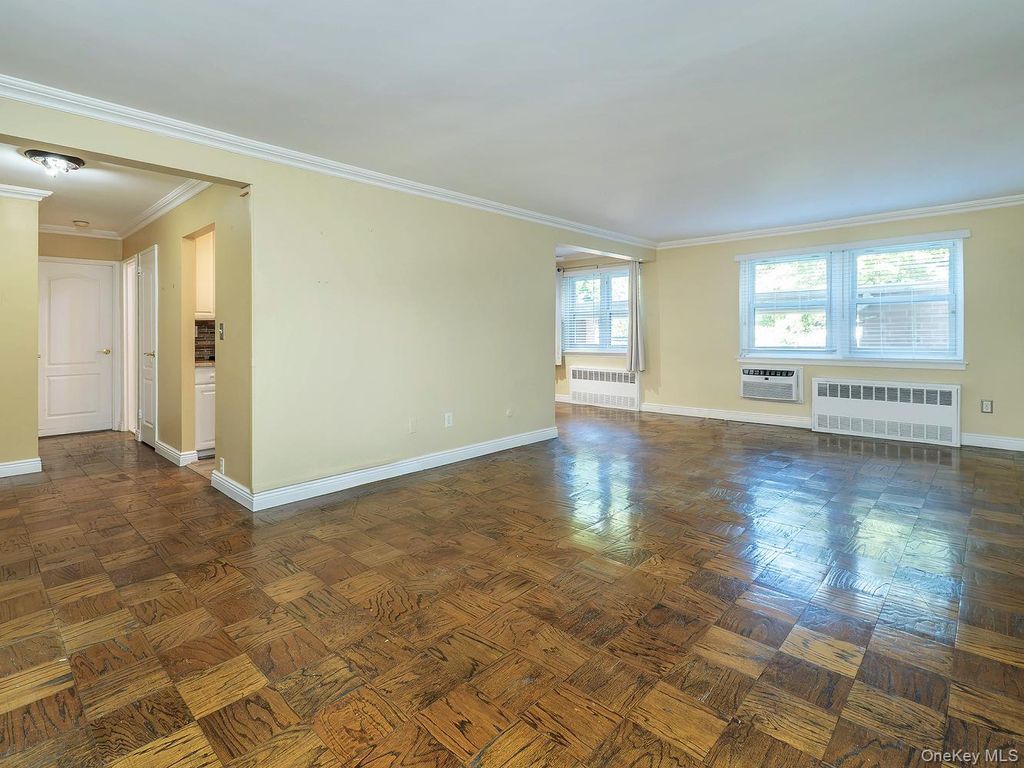 32 Pearsall 1A, Glen Cove, NY 11542 — photo 5