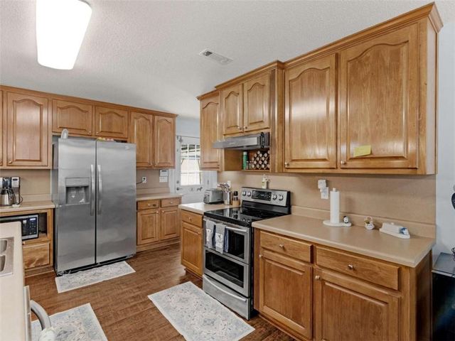 2109 Post Oak Court, Mcdonough, GA 30252