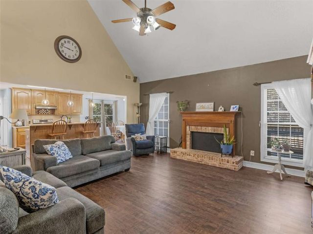 2109 Post Oak Court, Mcdonough, GA 30252