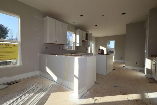 1728 Kenneth Drive, Delaware, OH 43015