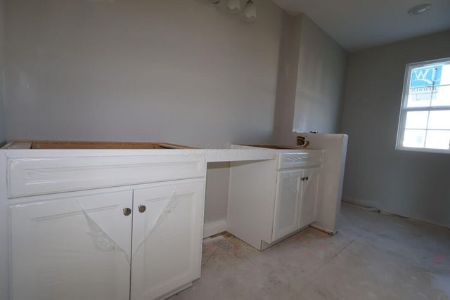 1728 Kenneth Drive, Delaware, OH 43015