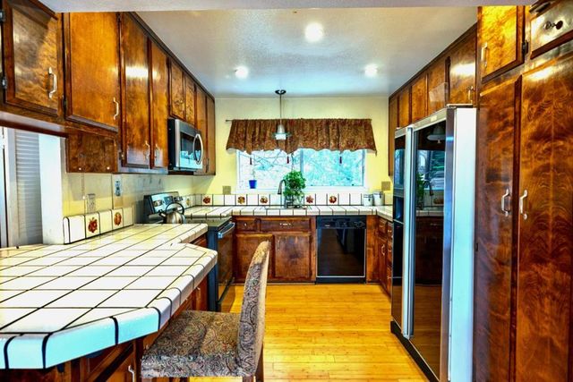 1743 Panda Way, Hayward, CA 94541