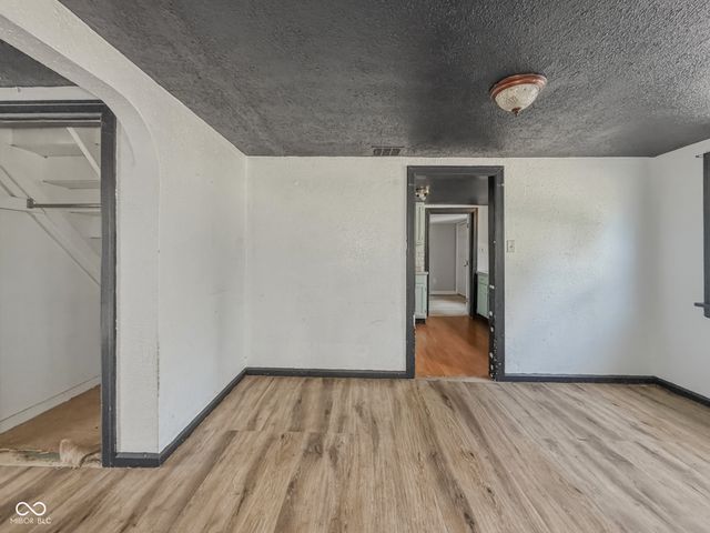 5960 Terrace Avenue, Indianapolis, IN 46203