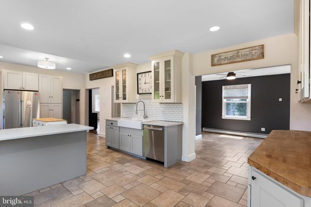 100 3RD AVE, Haddon Heights, NJ 08035