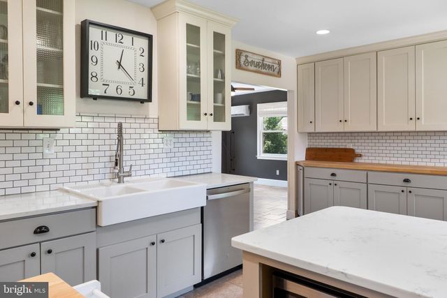 100 3RD AVE, Haddon Heights, NJ 08035