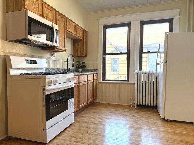 848 Beech Street, Saint Paul, MN 55106