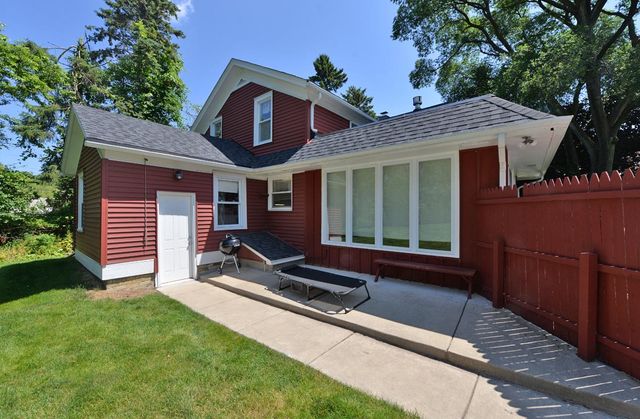 4738 Lighthouse DRIVE, Wind Point, WI 53402