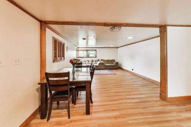 1501 E Fremont Street, Arlington Heights, IL 60004