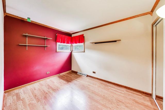 1501 E Fremont Street, Arlington Heights, IL 60004