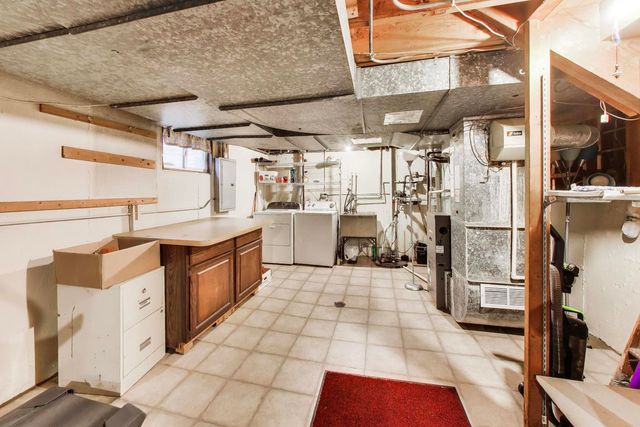 1501 E Fremont Street, Arlington Heights, IL 60004