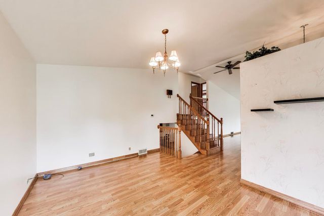 1501 E Fremont Street, Arlington Heights, IL 60004