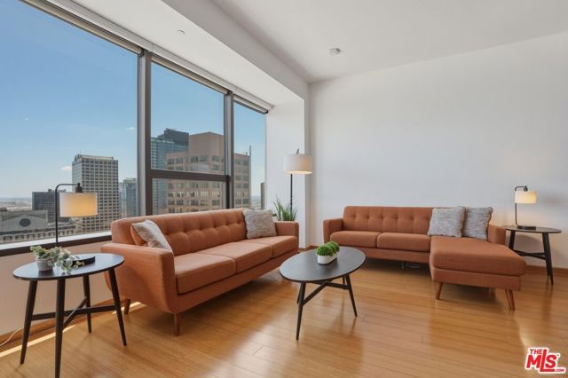 1100 Wilshire Boulevard 2808, Los Angeles, CA 90017