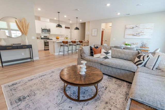 10958 Tyler Way, San Diego, CA 92129