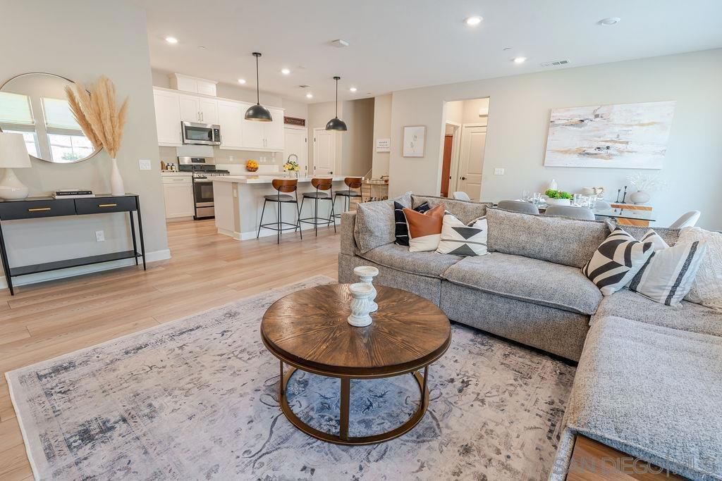 10958 Tyler Way, San Diego, CA 92129