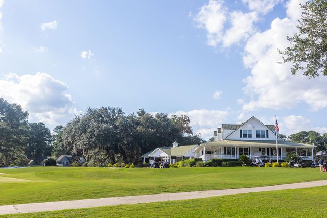 168 Golfview Lane, Summerville, SC 29485