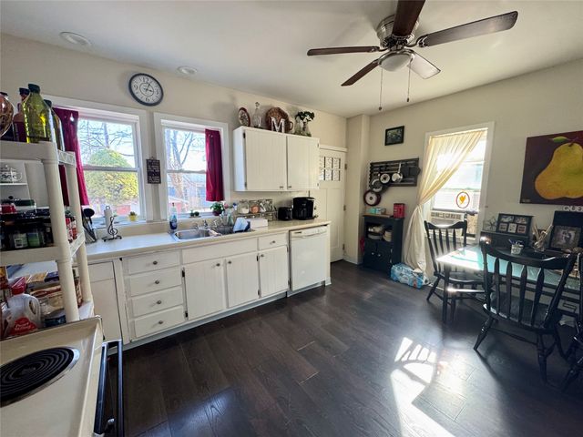 1721 W 15TH Street, Erie, PA 16505