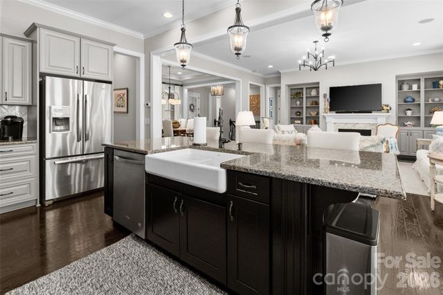 15516 Aviary Orchard Way, Charlotte, NC 28278