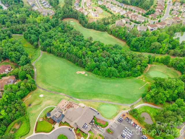 15516 Aviary Orchard Way, Charlotte, NC 28278