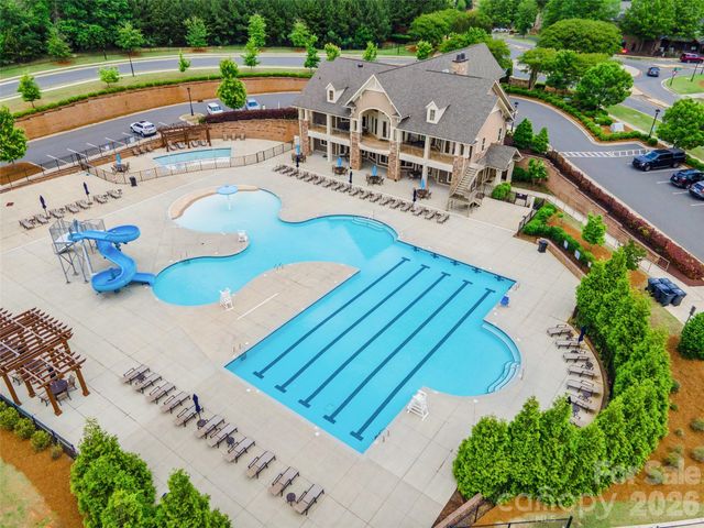 15516 Aviary Orchard Way, Charlotte, NC 28278