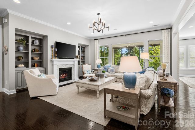 15516 Aviary Orchard Way, Charlotte, NC 28278