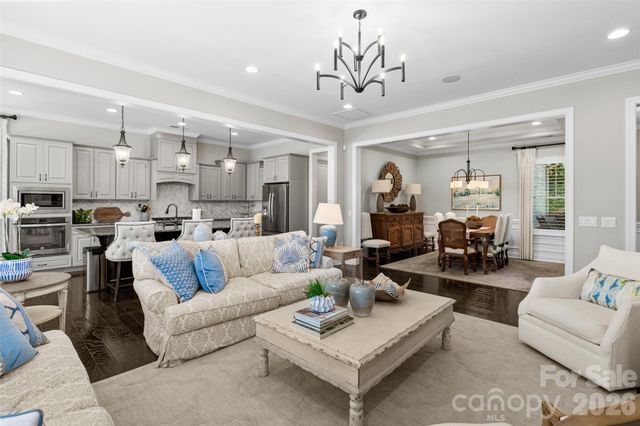 15516 Aviary Orchard Way, Charlotte, NC 28278