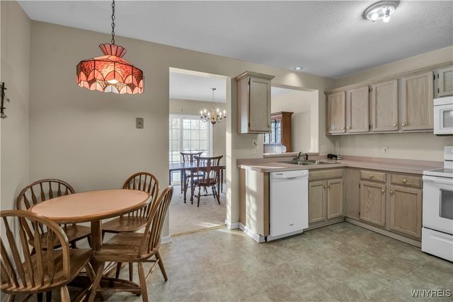 701 Forest Edge Drive, Amherst, NY 14051