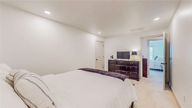 9739 Soaring Hawk Drive, Bentonville, AR 72713