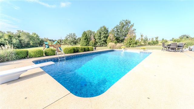 9739 Soaring Hawk Drive, Bentonville, AR 72713