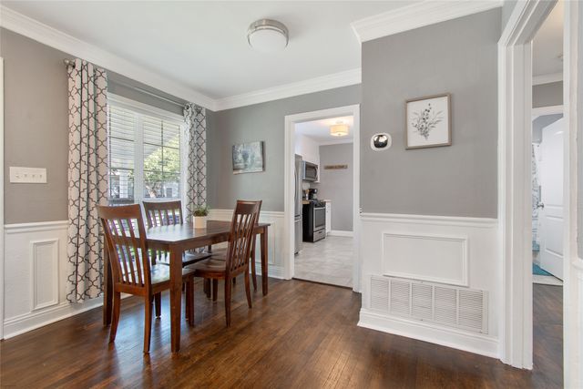 3909 Locke Avenue, Fort Worth, TX 76107