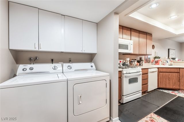 107 Blueberry Lane, Henderson, NV 89074