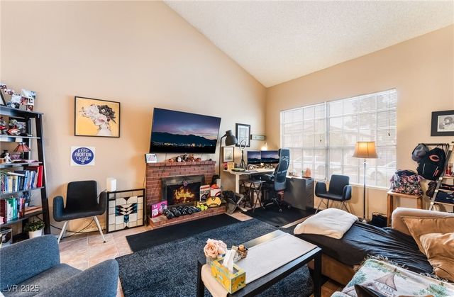 107 Blueberry Lane, Henderson, NV 89074